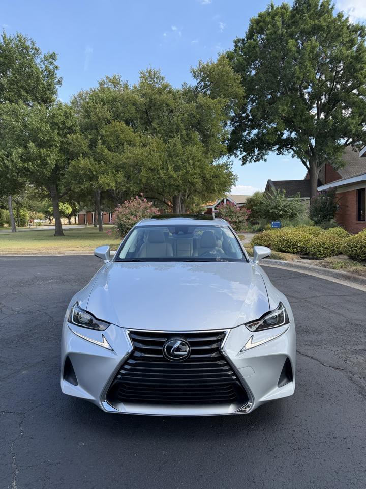 Lexus IS 300 AWD 2018