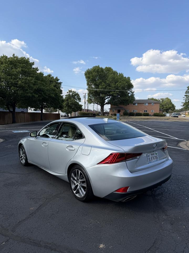 Lexus IS 300 AWD 2018