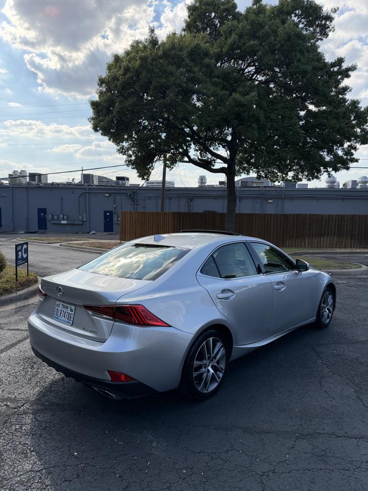 Lexus IS 300 AWD 2018