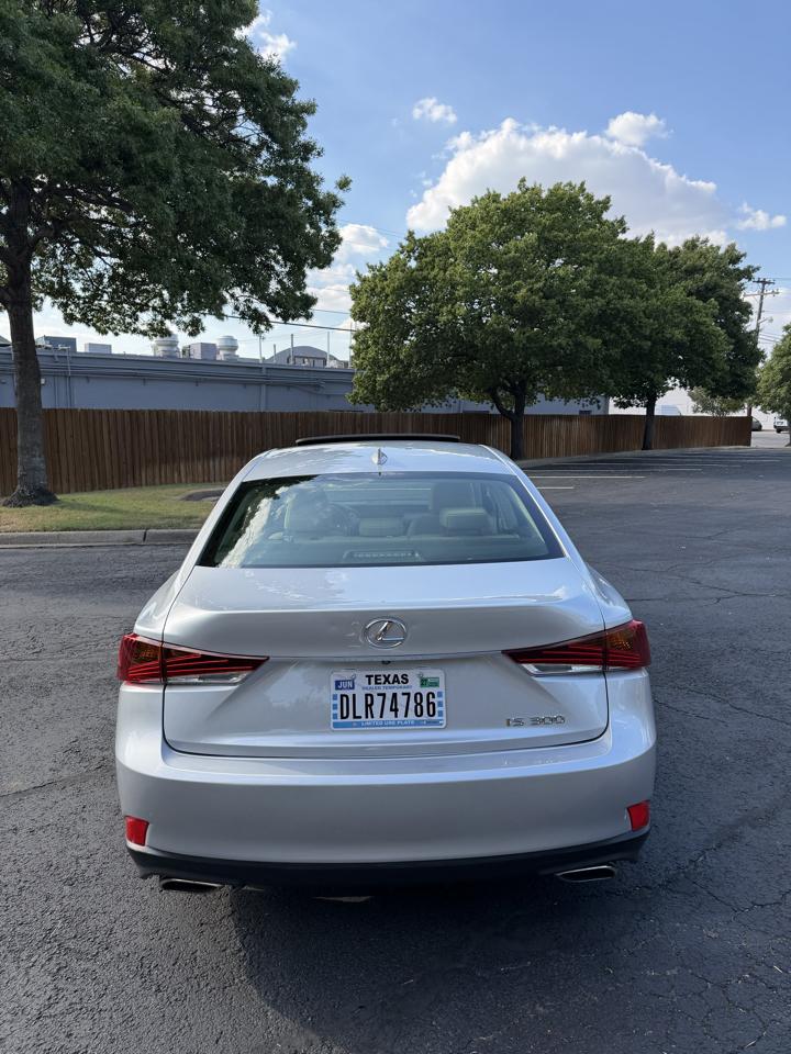Lexus IS 300 AWD 2018