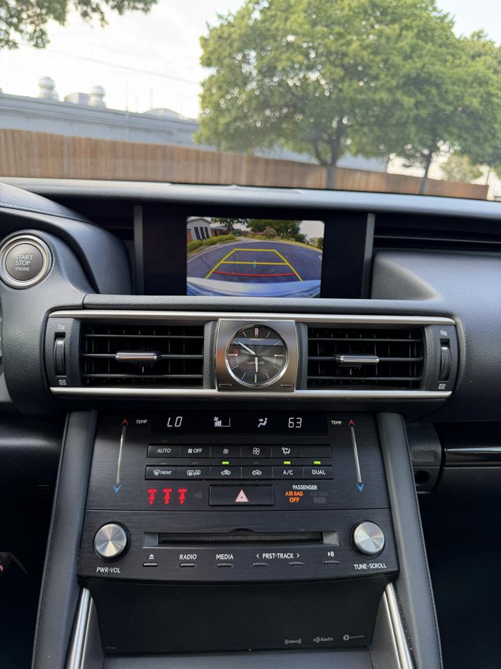 Lexus IS 300 AWD 2018