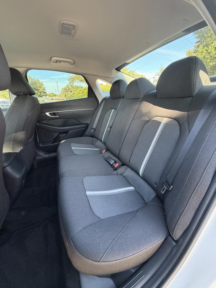 Hyundai Sonata SE 2022