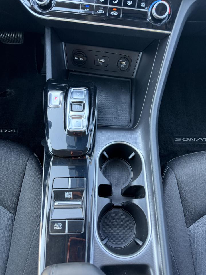 Hyundai Sonata SE 2022