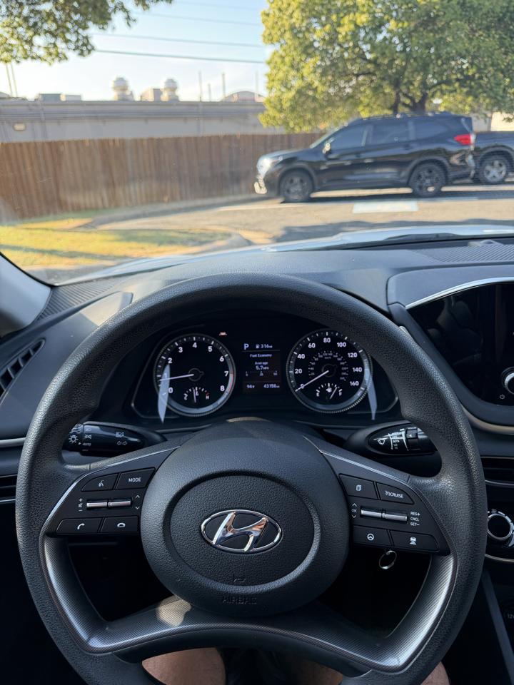Hyundai Sonata SE 2022