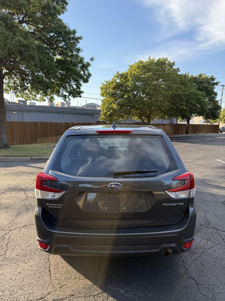 Subaru Forester Base 2023