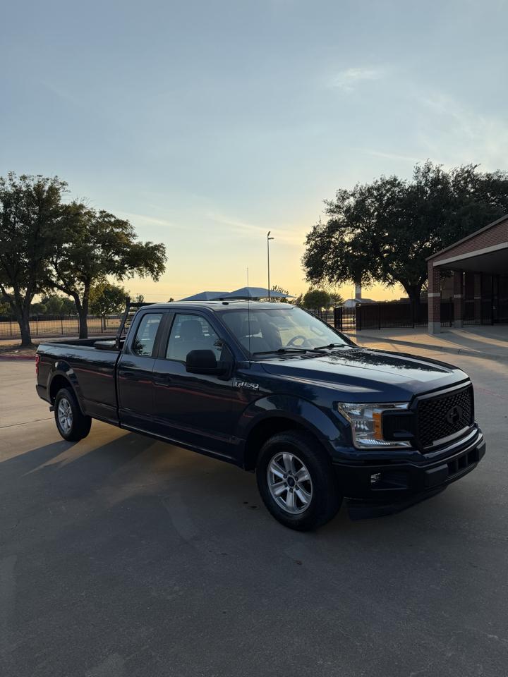 Ford F-150 XLT Long Bed 2WD 2018