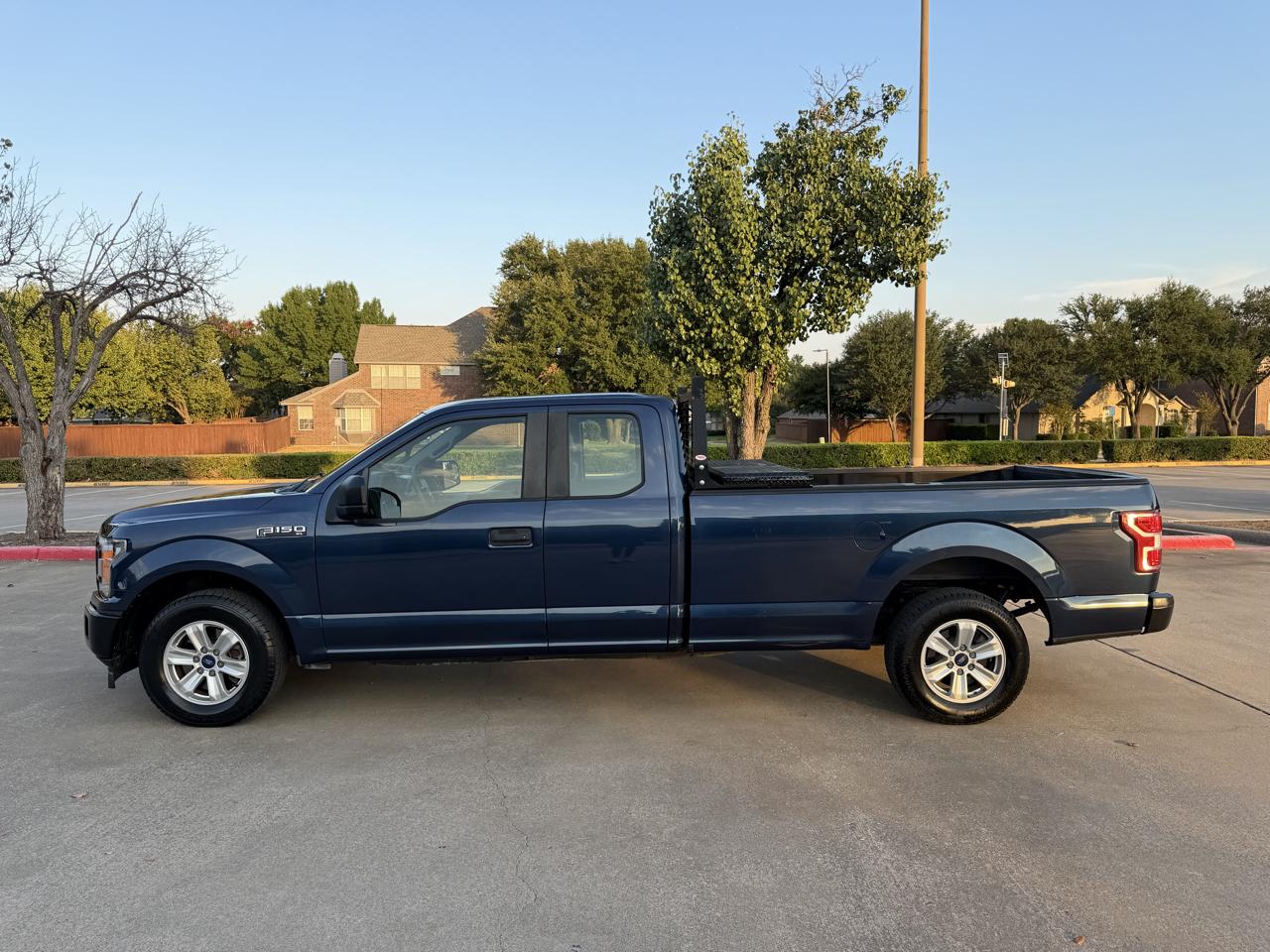 Ford F-150 XLT Long Bed 2WD 2018