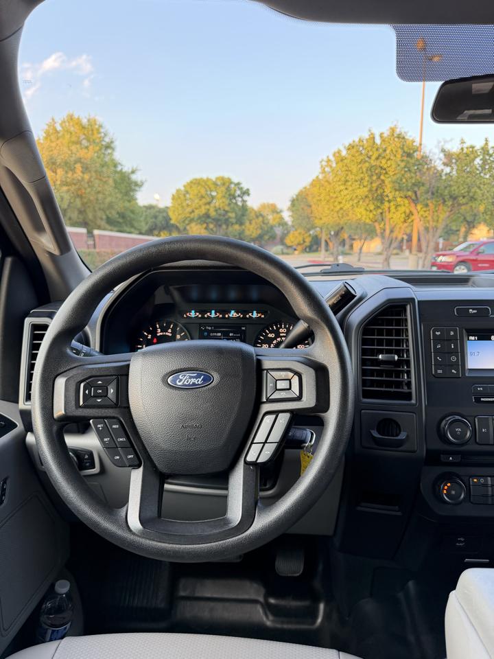 Ford F-150 XLT Long Bed 2WD 2018