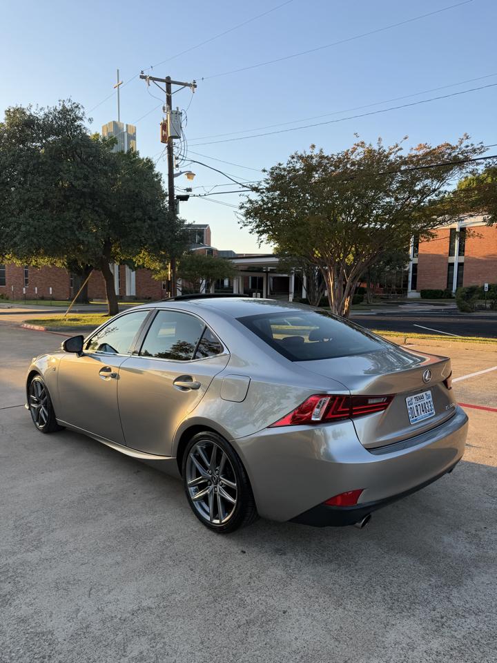 Lexus IS 350 RWD 2014