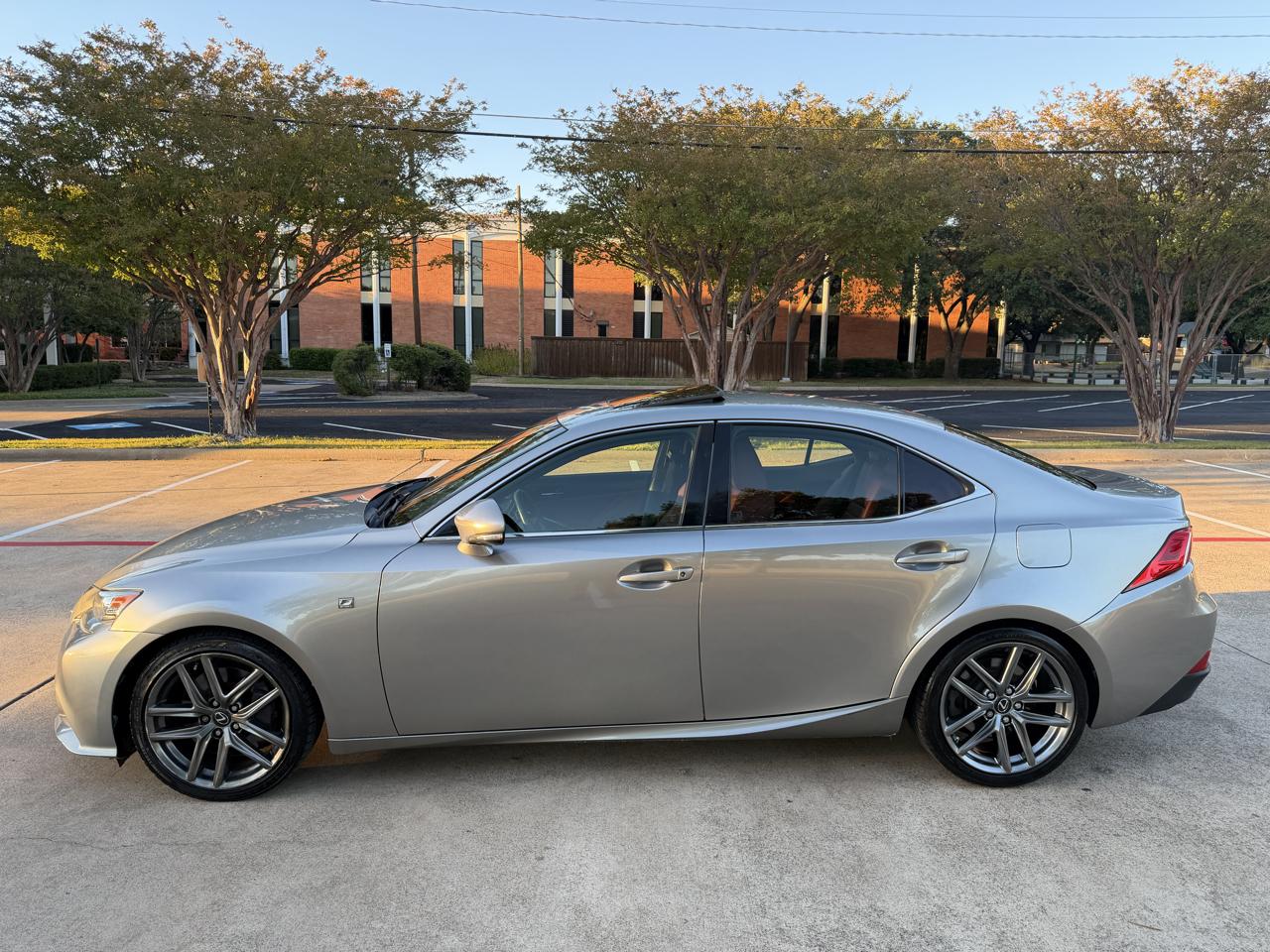 Lexus IS 350 RWD 2014