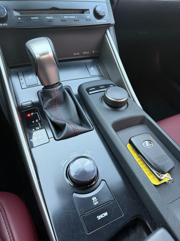 Lexus IS 350 RWD 2014