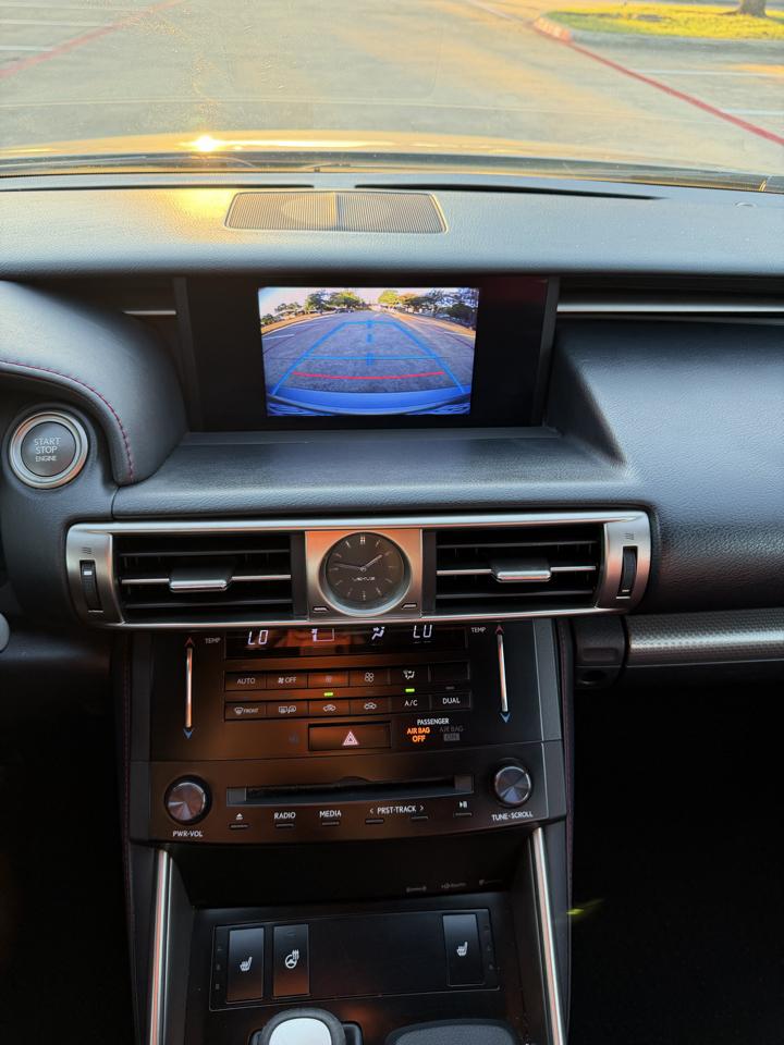 Lexus IS 350 RWD 2014