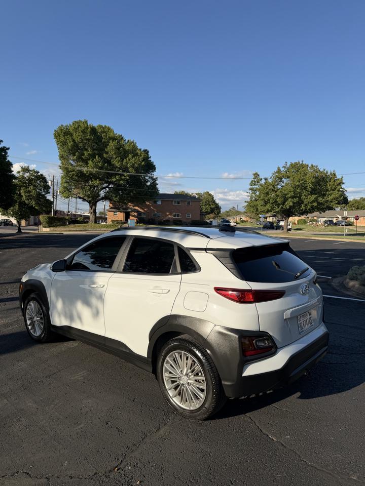 Hyundai Kona SEL 2021