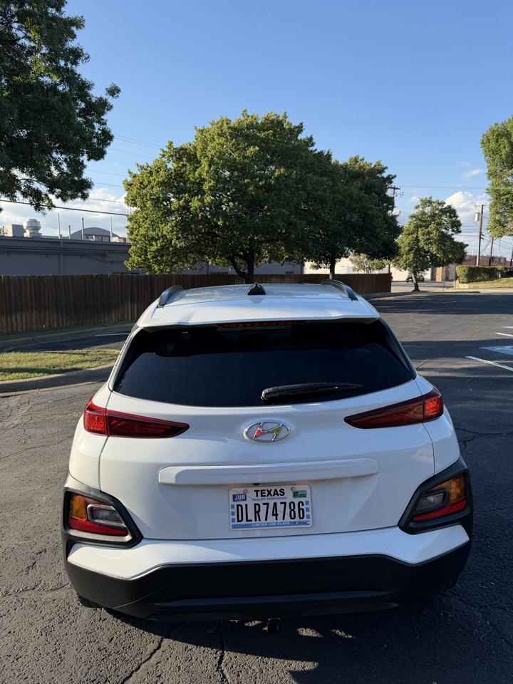 Hyundai Kona SEL 2021