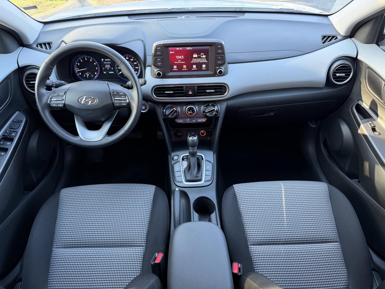Hyundai Kona SEL 2021