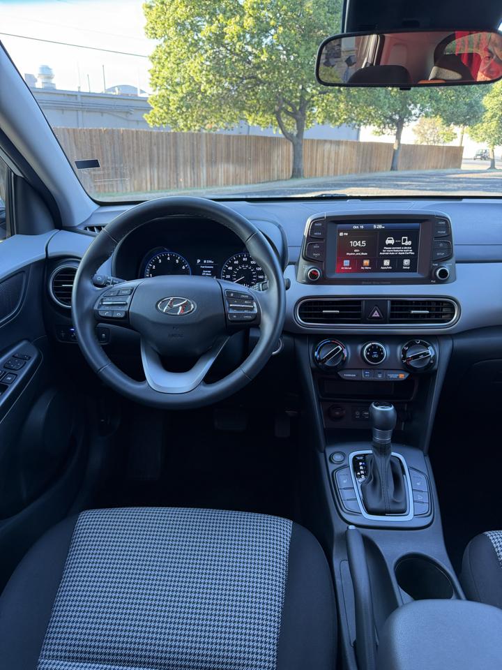 Hyundai Kona SEL 2021
