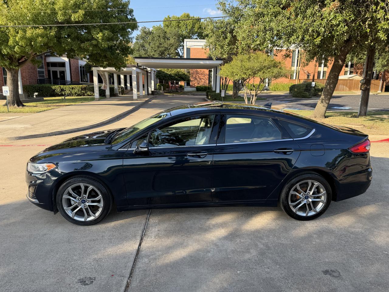 Ford Fusion SEL 2020