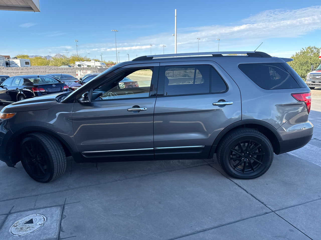 2014 Ford Explorer 2WD 4dr V6 XLT