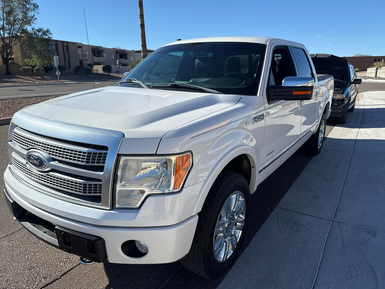 2012 Ford F-150 4WD SuperCrew 157" Platinum