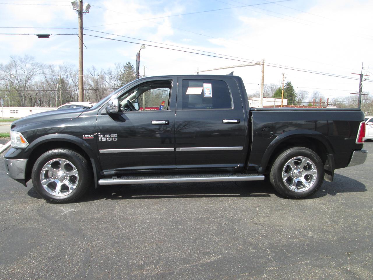 RAM 1500 Laramie Crew Cab SWB 4WD 2018