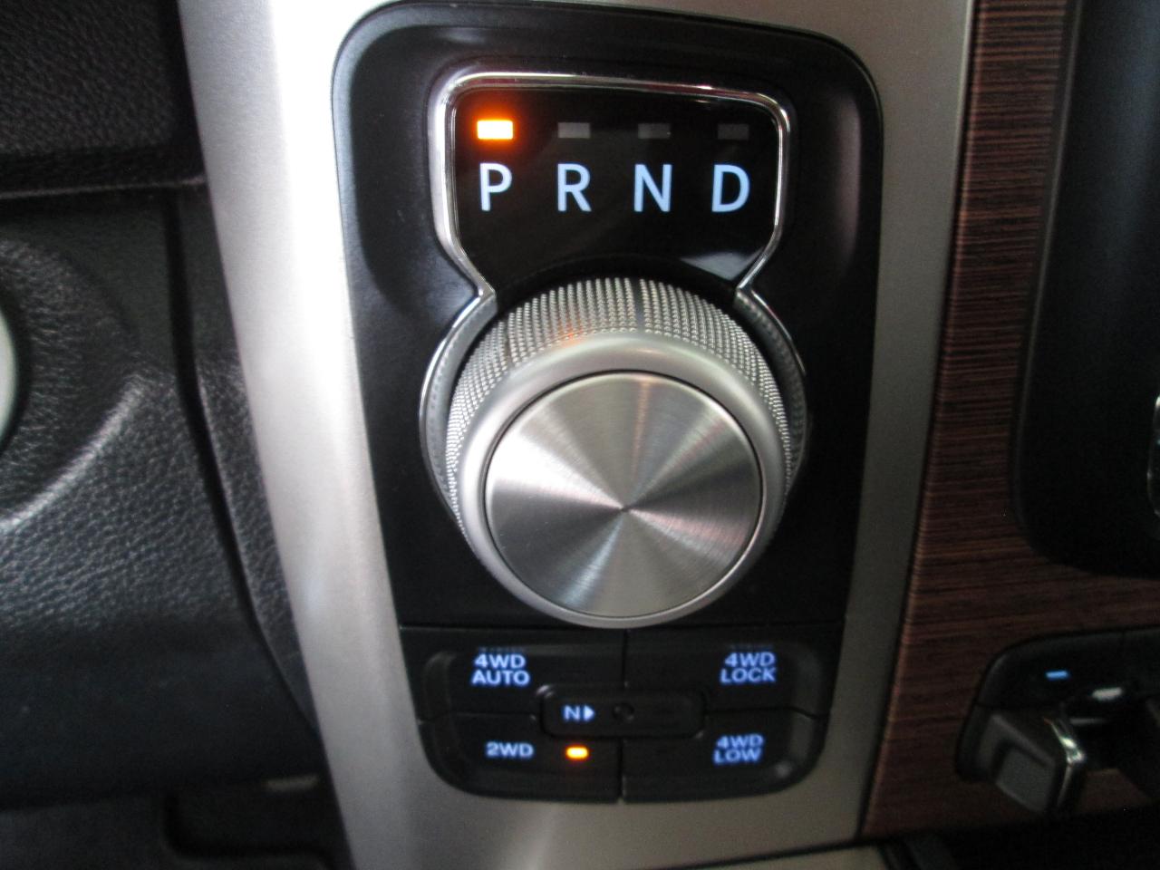 RAM 1500 Laramie Crew Cab SWB 4WD 2018