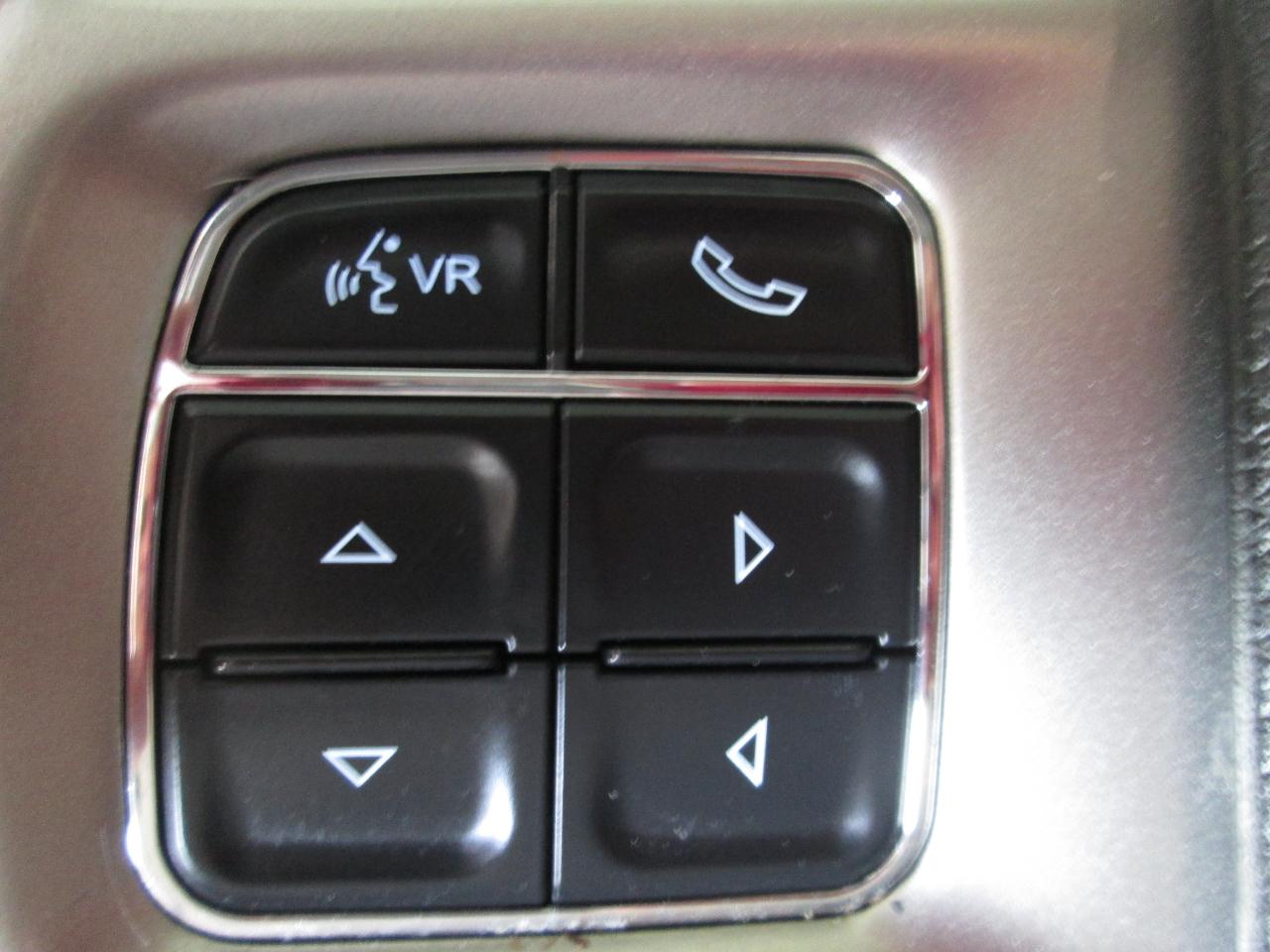 RAM 1500 Laramie Crew Cab SWB 4WD 2018