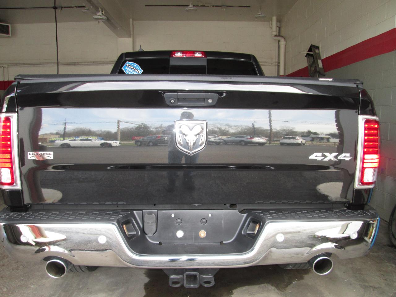 RAM 1500 Laramie Crew Cab SWB 4WD 2018