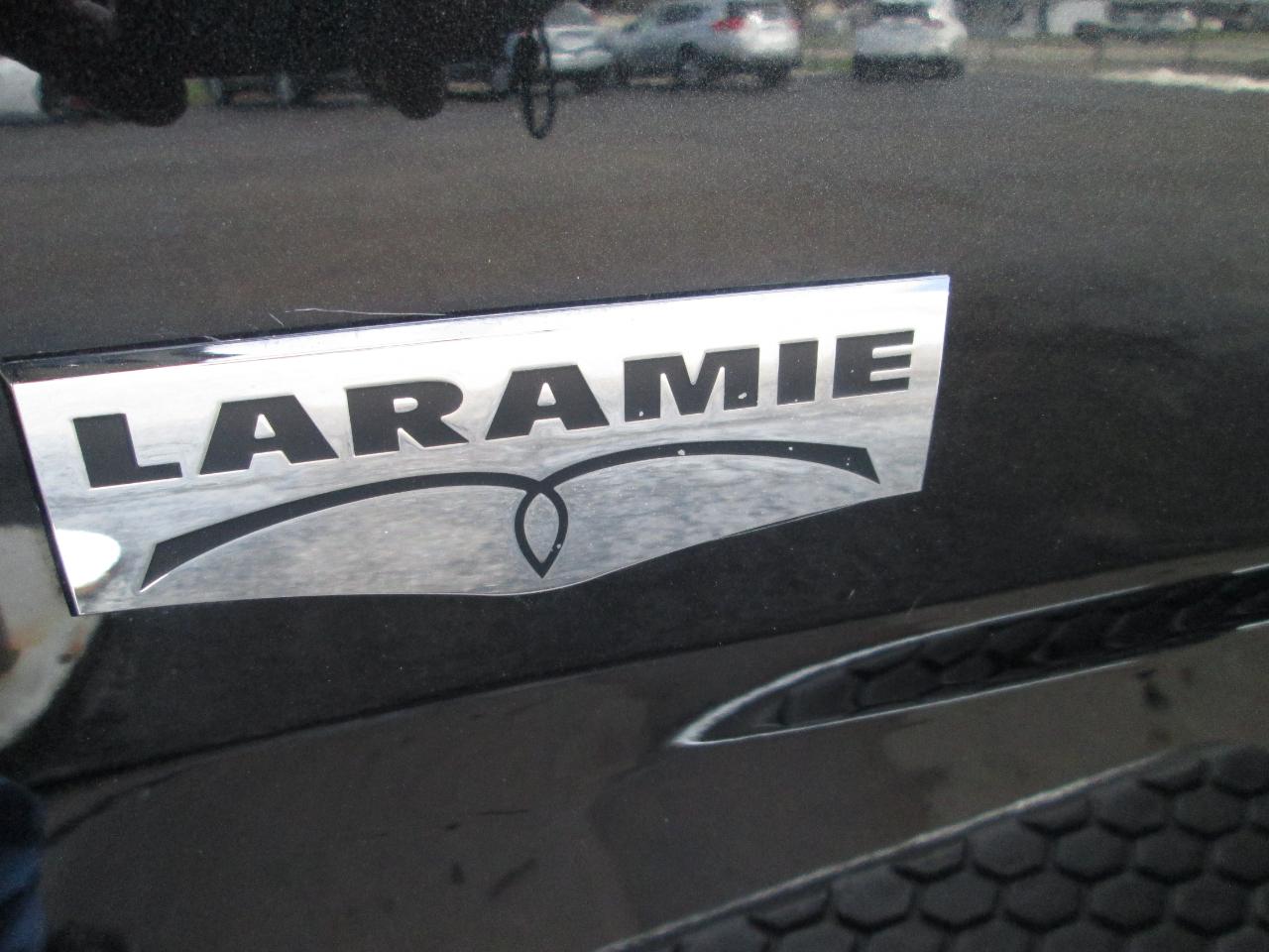 RAM 1500 Laramie Crew Cab SWB 4WD 2018