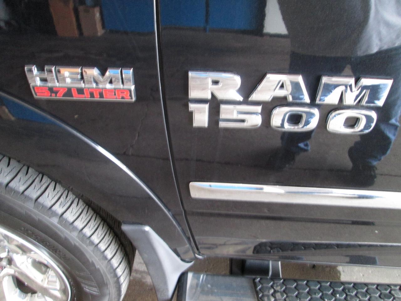 RAM 1500 Laramie Crew Cab SWB 4WD 2018