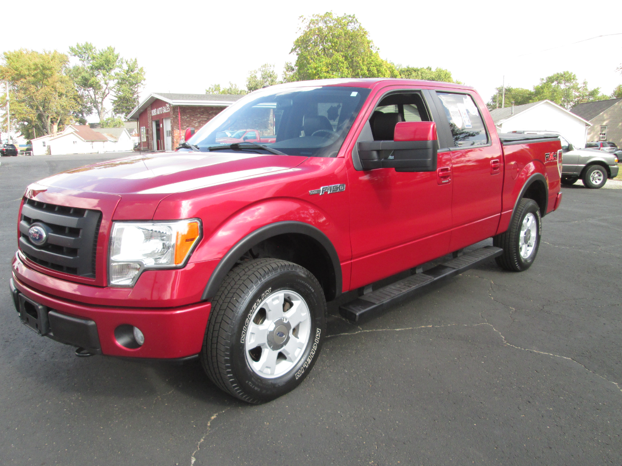 2010 Ford F-150 Lariat photo 2