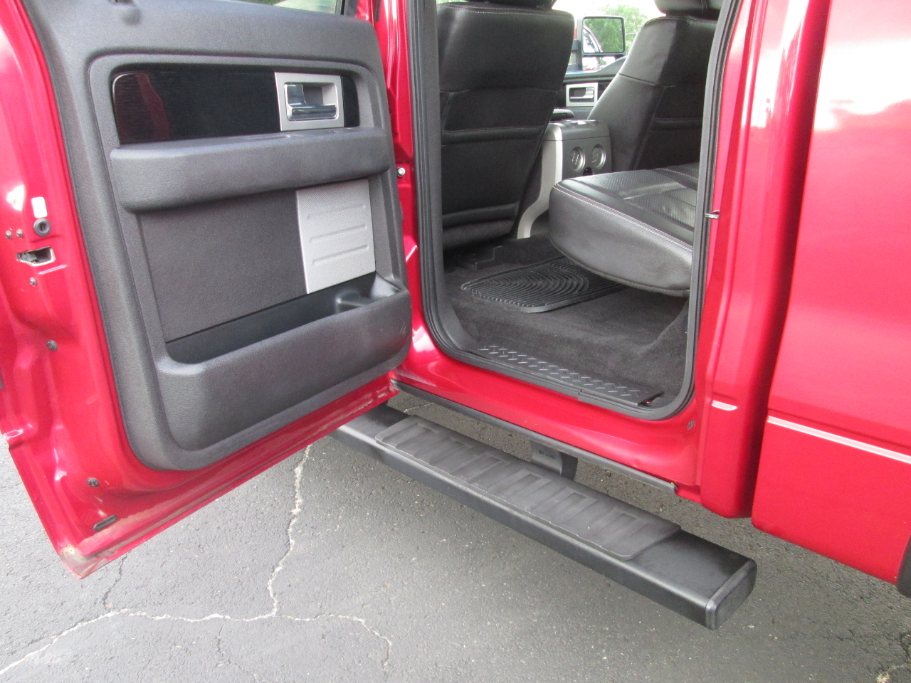 2010 Ford F-150 Lariat photo 47