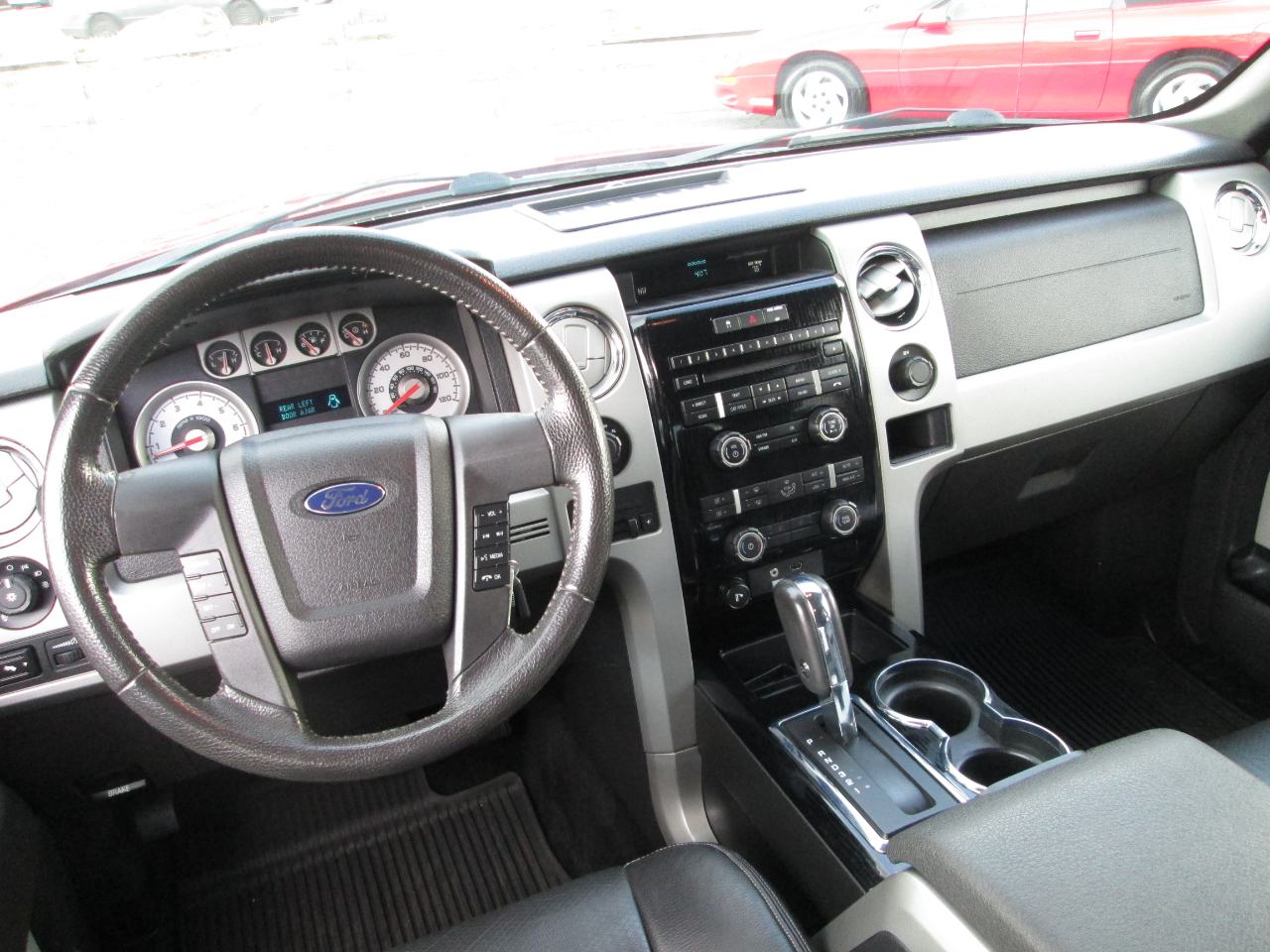 2010 Ford F-150 Lariat photo 50