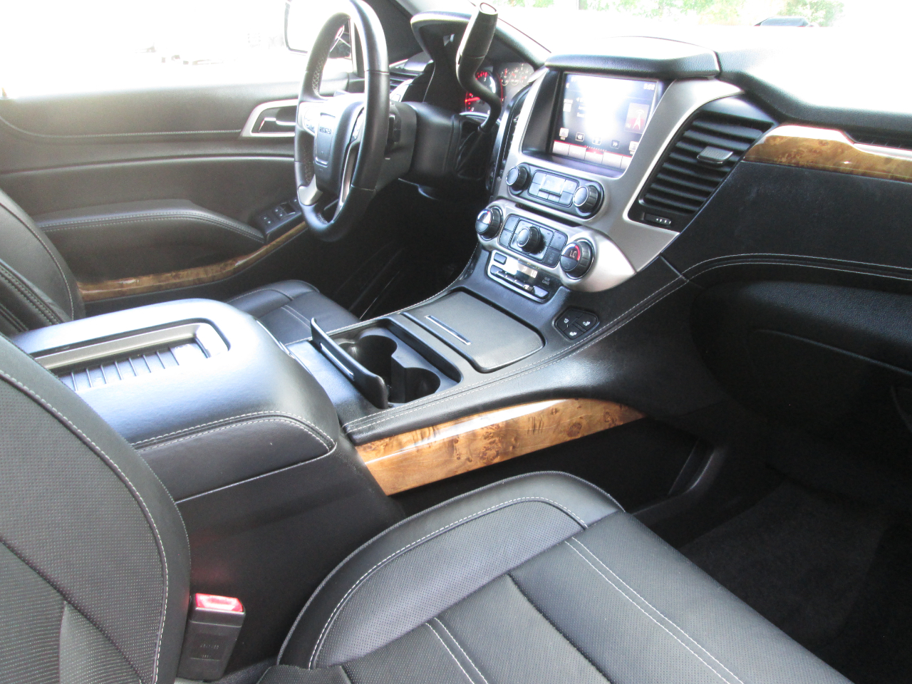 2015 Gmc Yukon Denali XL photo 4