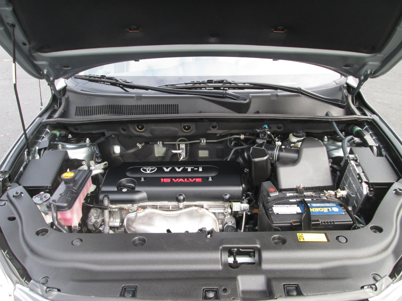 Toyota RAV4 Base I4 4WD 2008 Toyota RAV4 Base I4 4WD 2008