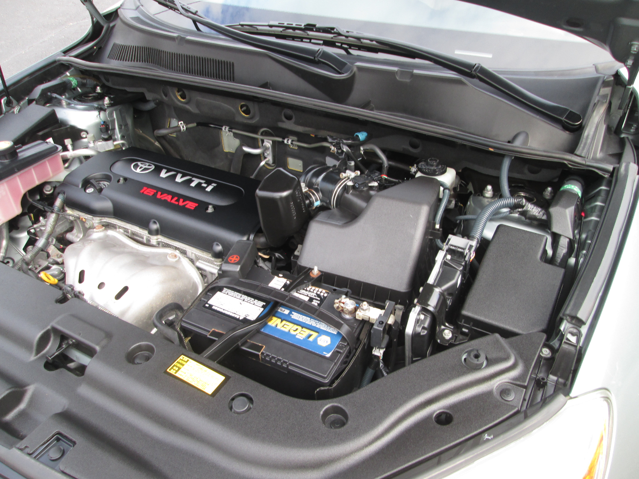 Toyota RAV4 Base I4 4WD 2008 Toyota RAV4 Base I4 4WD 2008