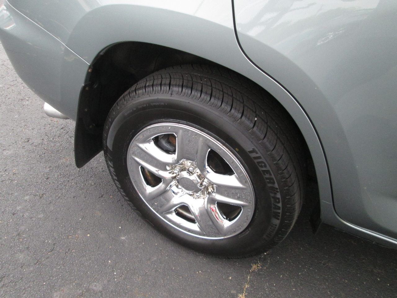 Toyota RAV4 Base I4 4WD 2008 Toyota RAV4 Base I4 4WD 2008