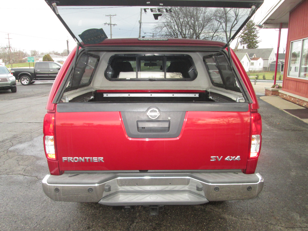 Nissan Frontier SV Crew Cab 5AT 4WD 2015