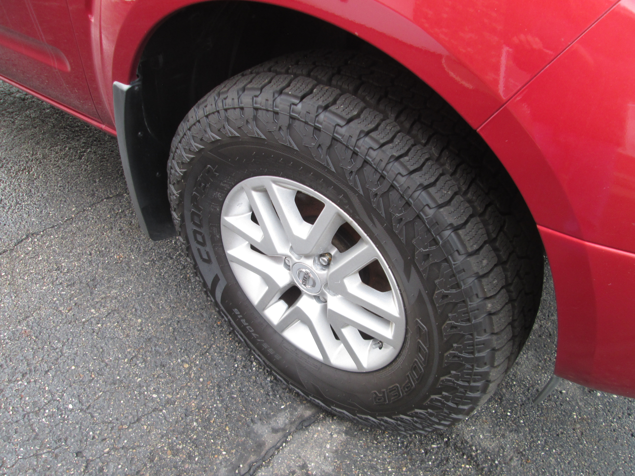 Nissan Frontier SV Crew Cab 5AT 4WD 2015