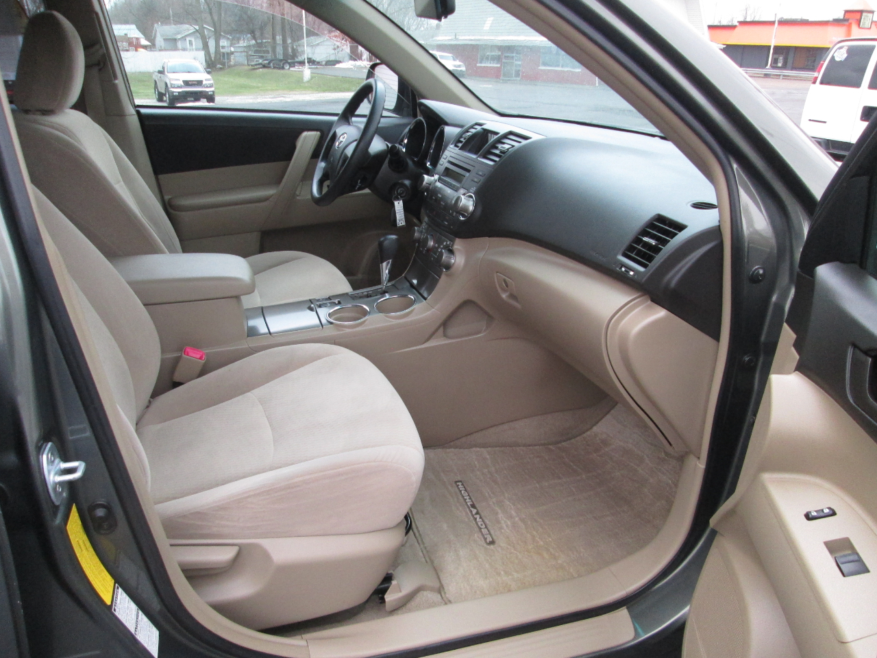 Toyota Highlander Base 4WD 2008