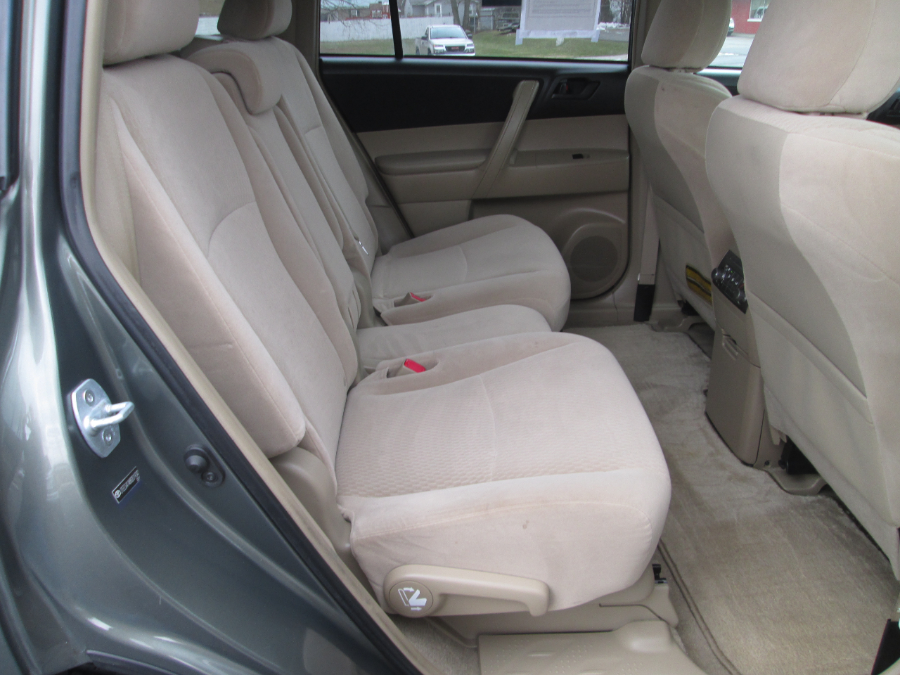 Toyota Highlander Base 4WD 2008