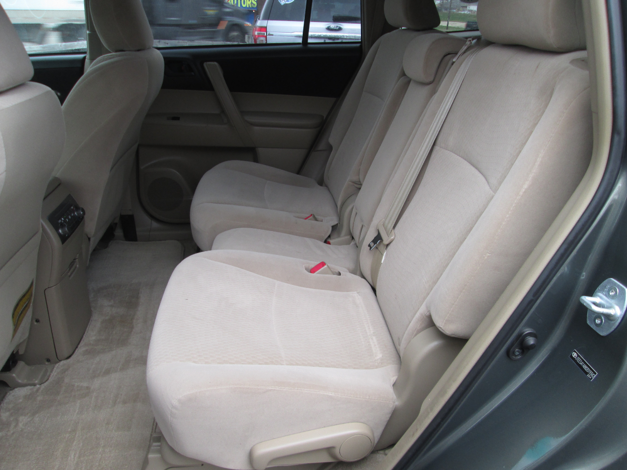 Toyota Highlander Base 4WD 2008