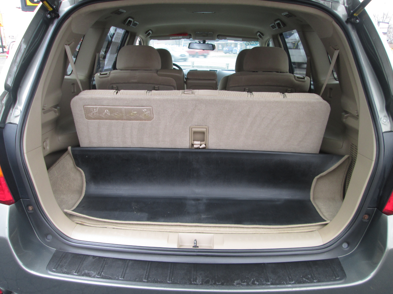 Toyota Highlander Base 4WD 2008