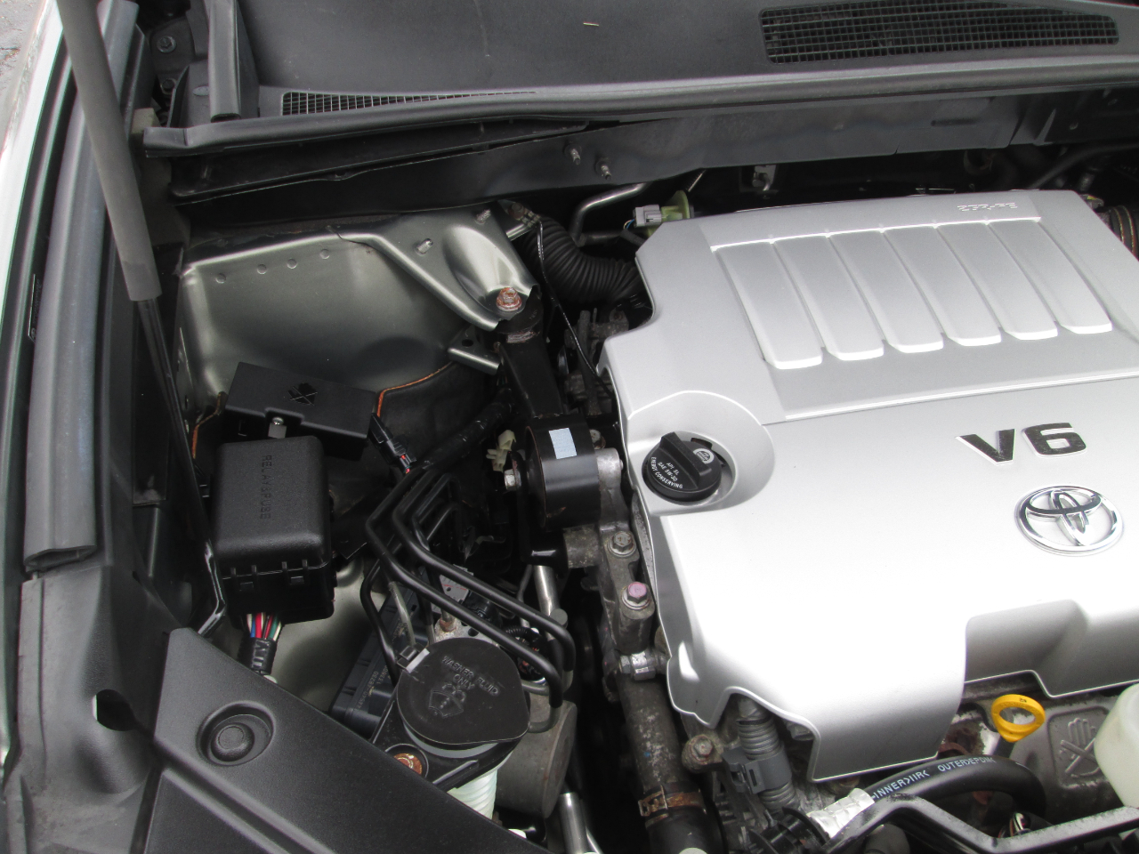 Toyota Highlander Base 4WD 2008