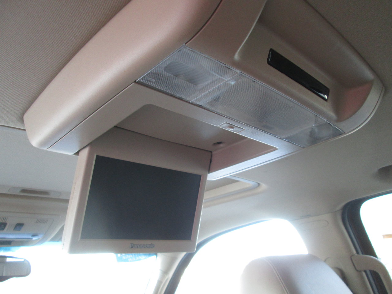 Chevrolet Suburban LTZ 1500 4WD 2010