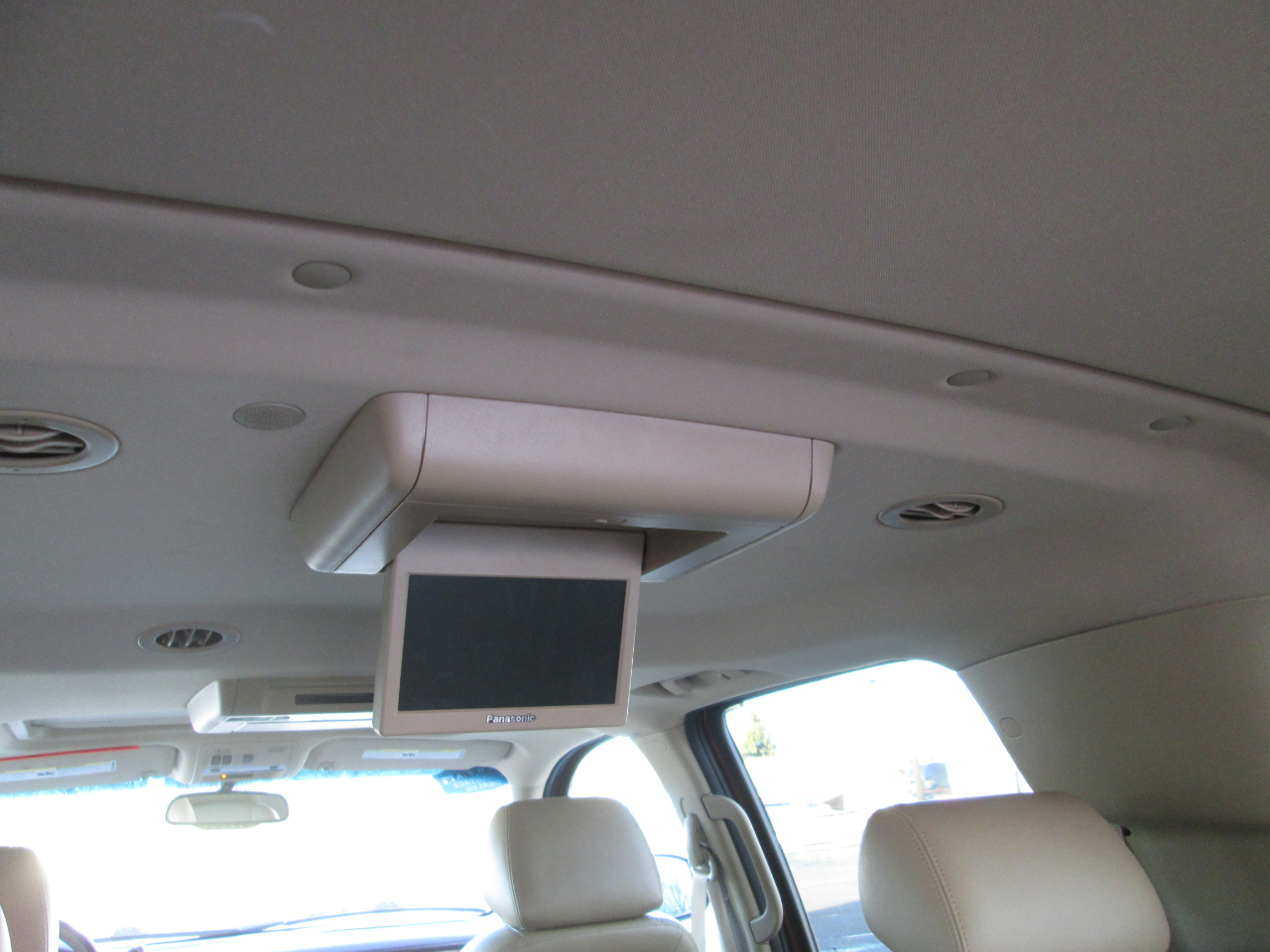 Chevrolet Suburban LTZ 1500 4WD 2010