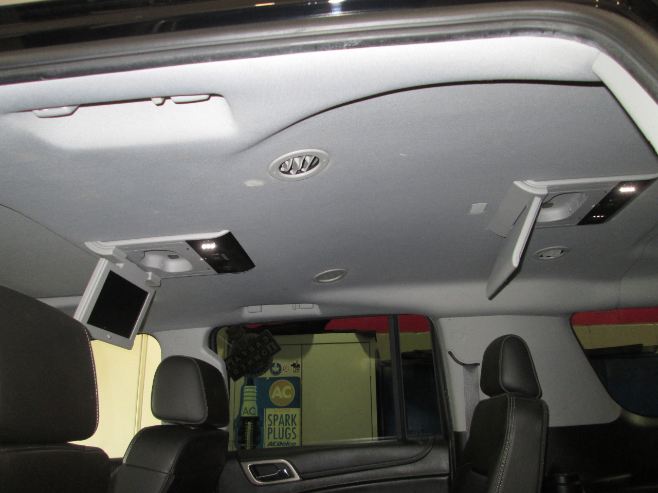 GMC Yukon XL Denali 4WD 2017