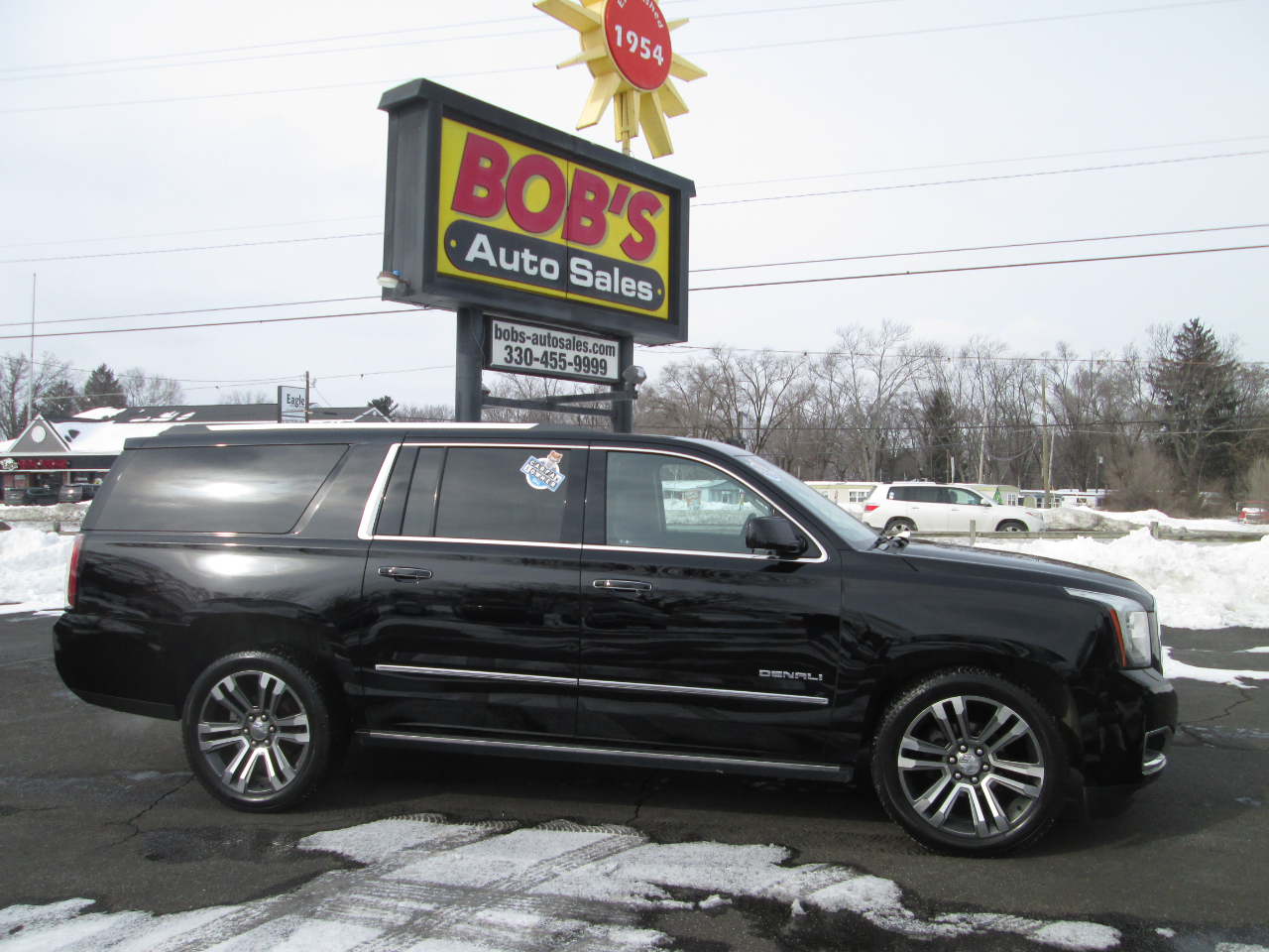 GMC Yukon XL Denali 4WD 2017