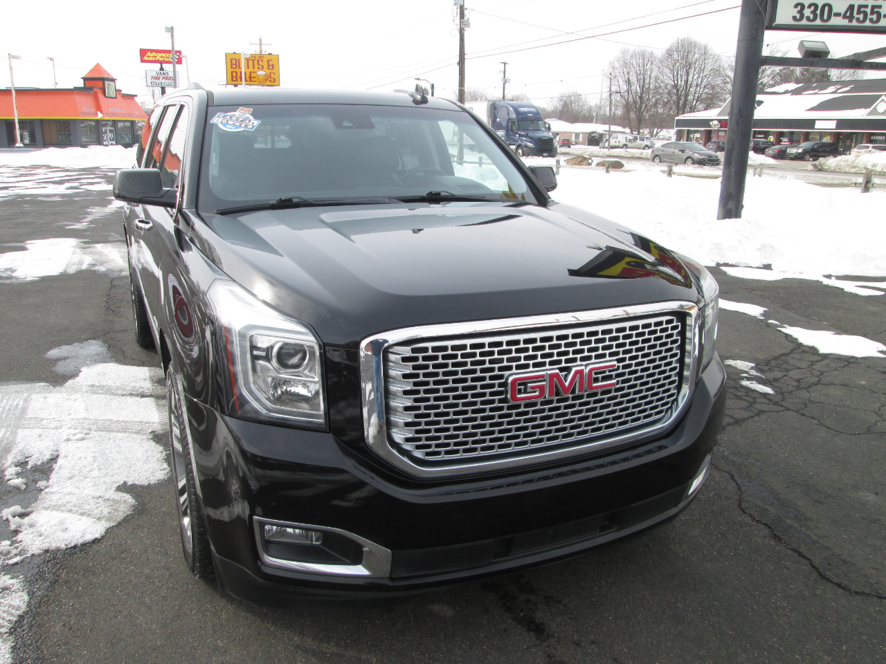 GMC Yukon XL Denali 4WD 2017