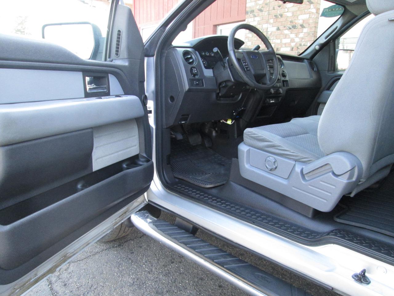 Ford F-150 STX SuperCab 6.5-ft. Bed 4WD 2013
