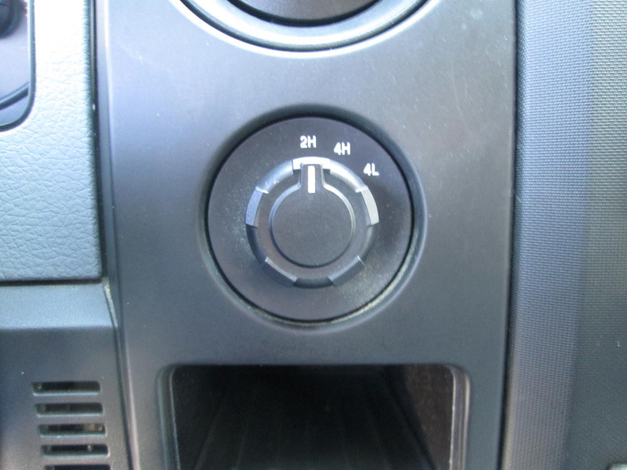 Ford F-150 STX SuperCab 6.5-ft. Bed 4WD 2013